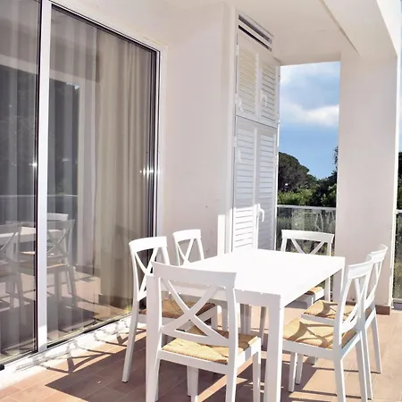 White Moon Plazhi San Pietro