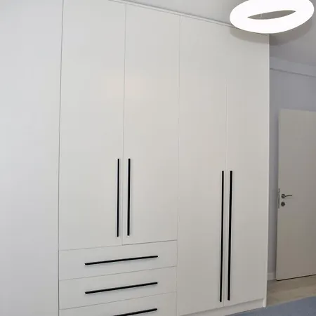 White Moon Plazhi San Pietro