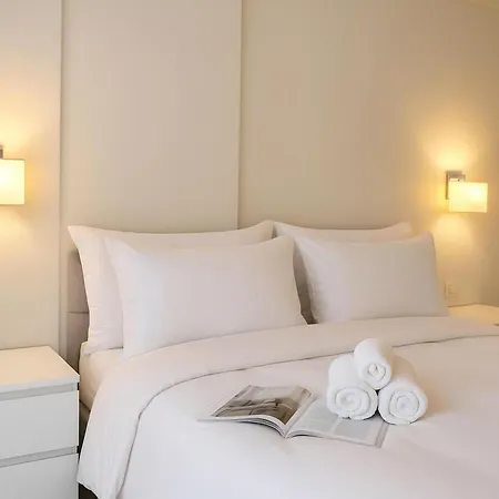 White Moon Lejlighed