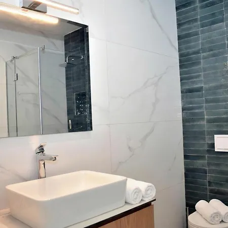 شقة White Moon Plazhi San Pietro
